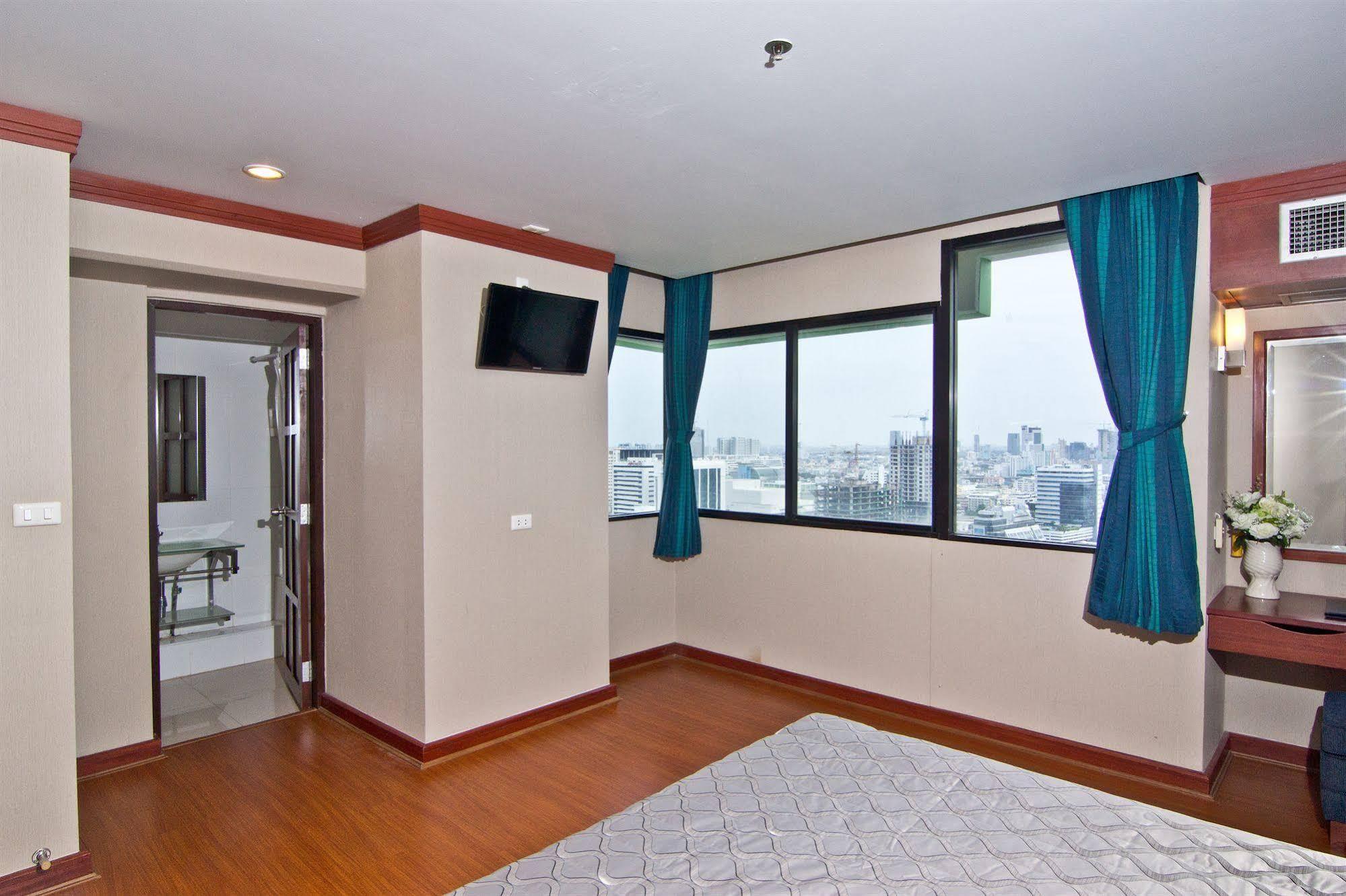 Baiyoke Suite Hotel Bangkok Exterior foto