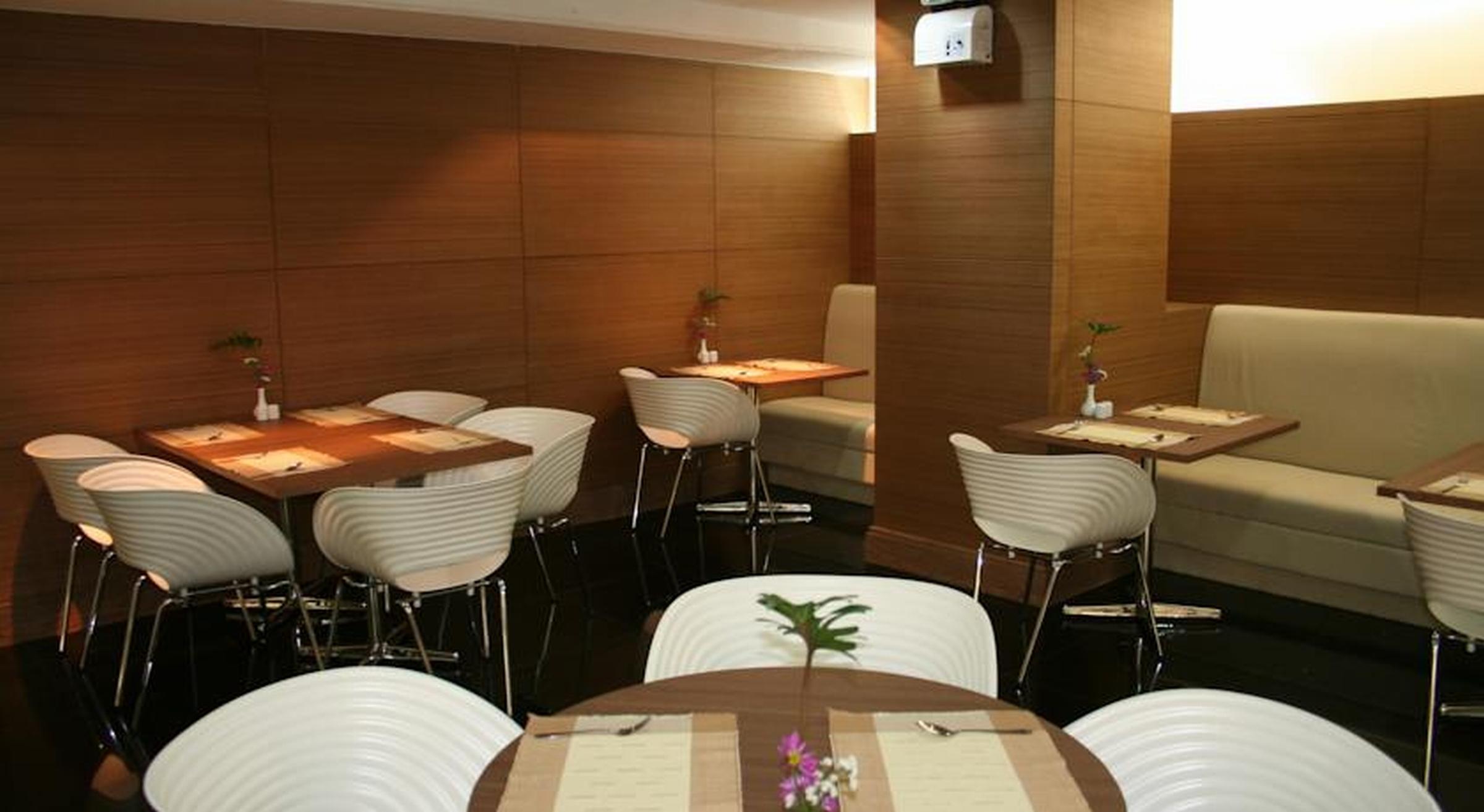Baiyoke Suite Hotel Bangkok Exterior foto