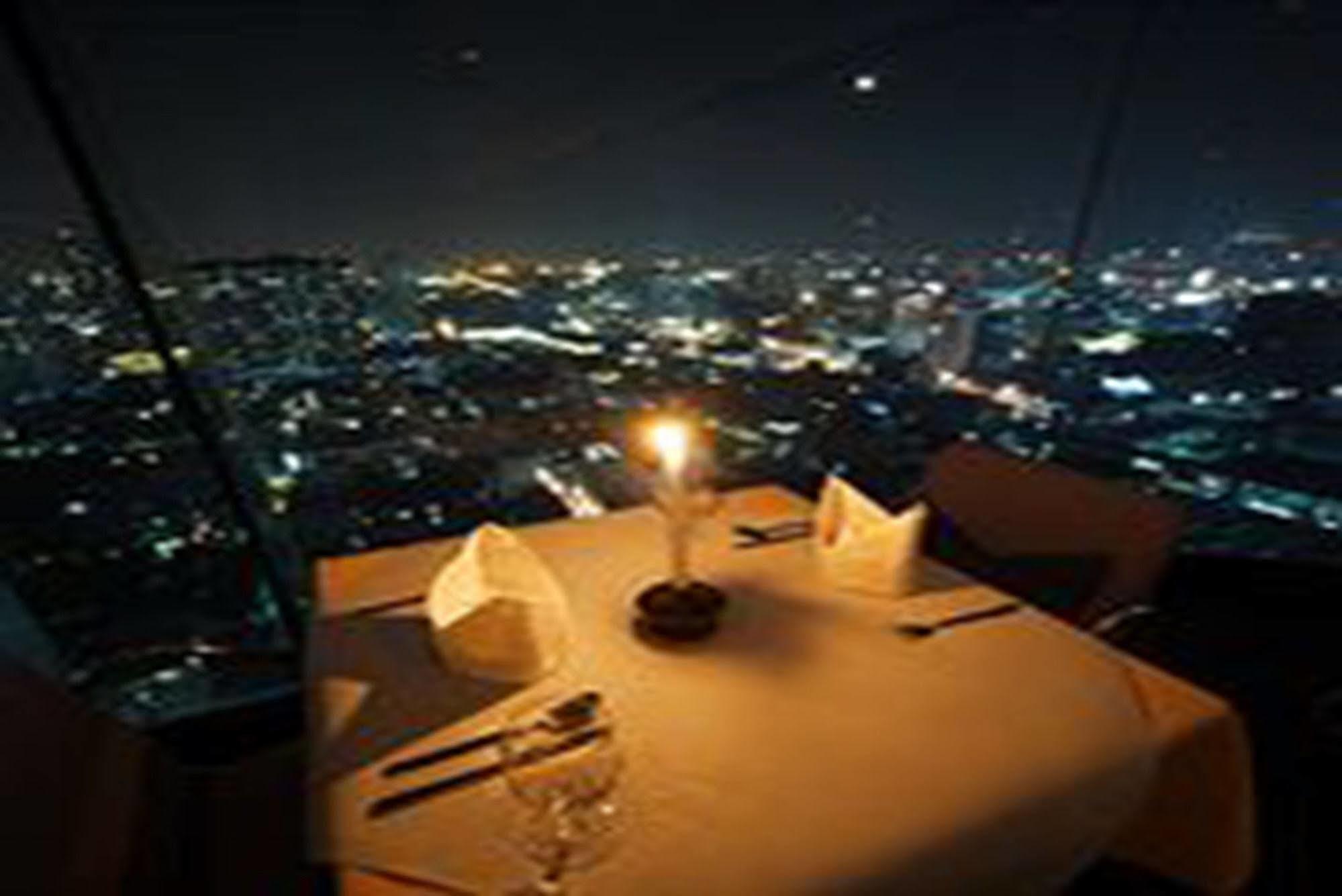 Baiyoke Suite Hotel Bangkok Restaurante foto